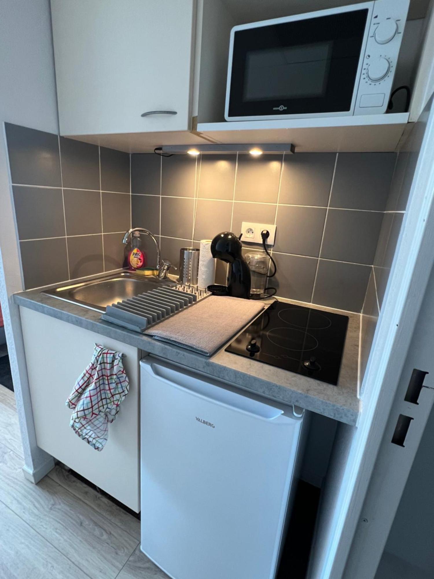 Studio Appart'Hotel Gare Tgv Avec Place Privee Avignone Esterno foto